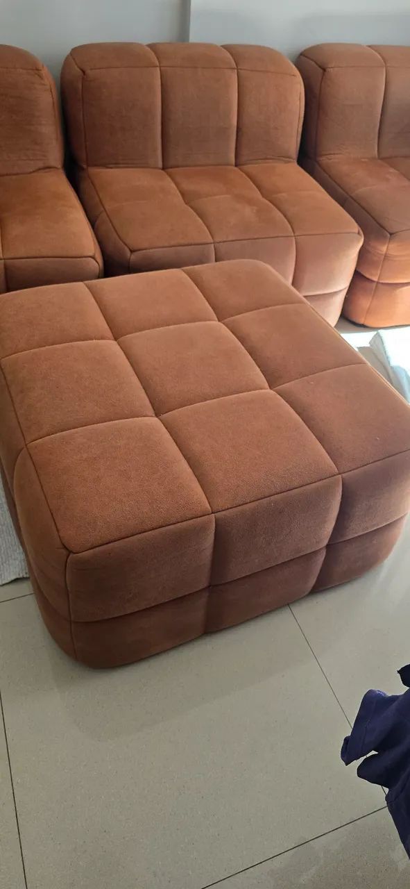 Sofá modular guldi 3 lugares e 1 puff - Foto 5