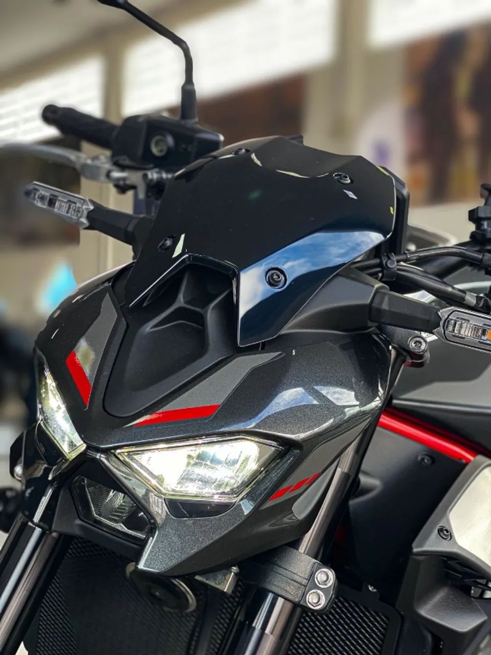 KAWASAKI Z900 - 2025/2026 - Foto 4