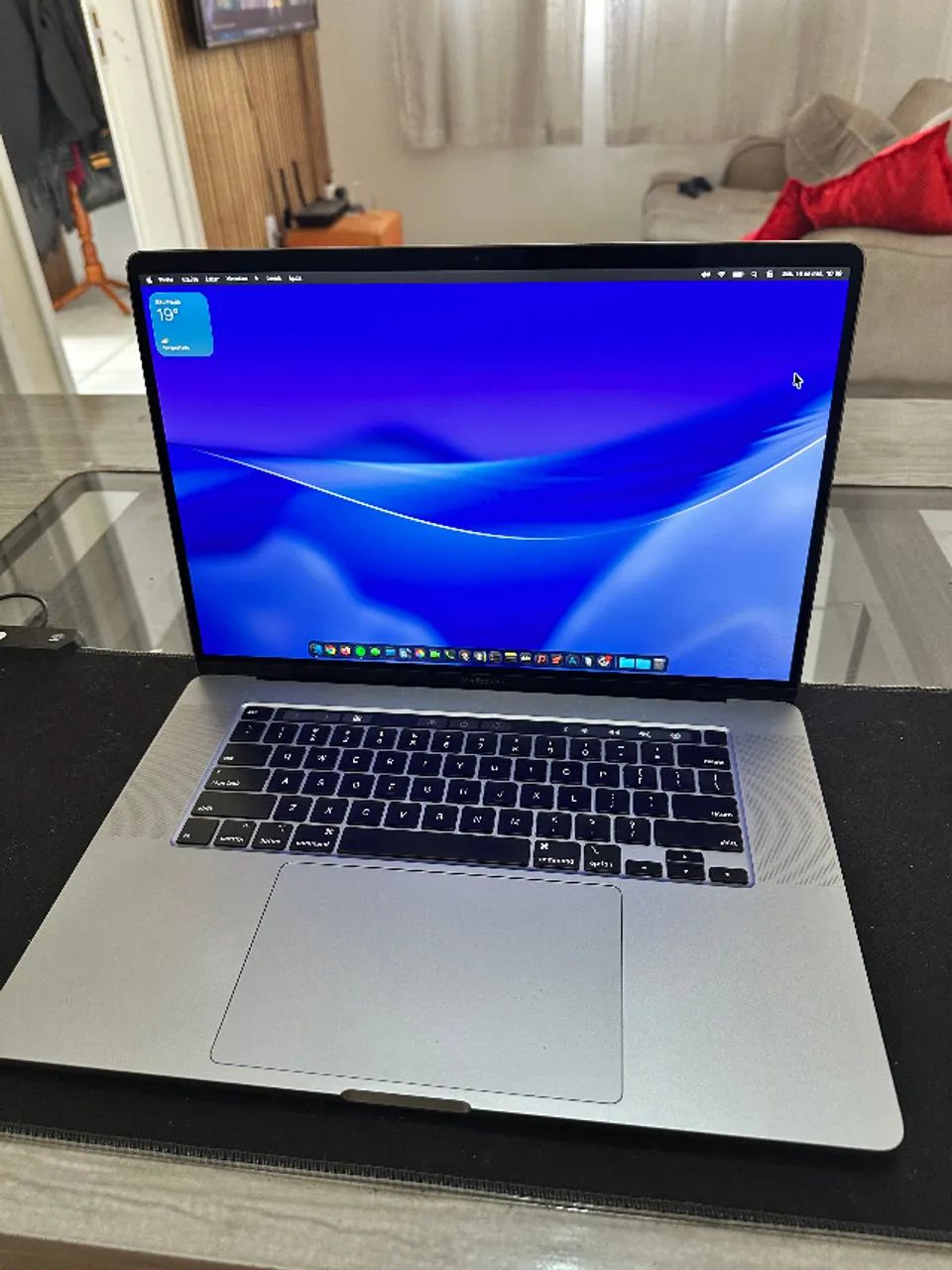 MacBook Pro 16 Pol. Core i9 16 GB 512 SSD Touchbar - Perfeito