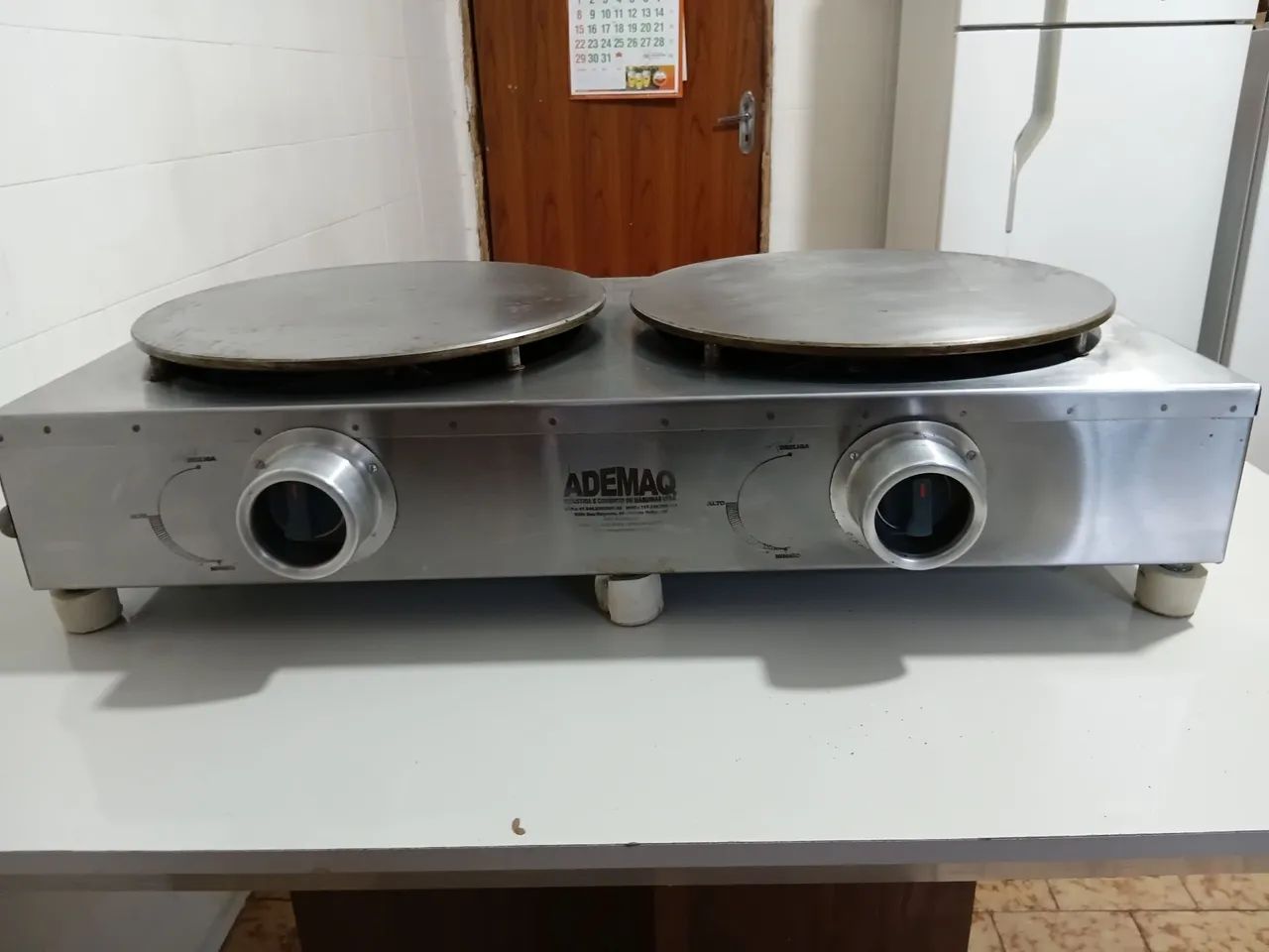Crepeira dupla a gás Ademac - Foto 2