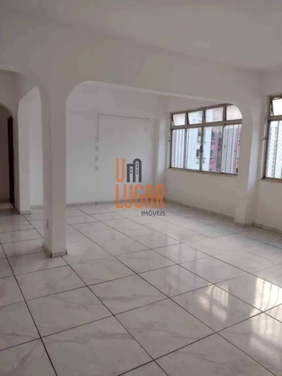 Um Lugar Imóveis vende um excelente apartamento no Edifício Boaventura - localizado na Rua - Foto 3