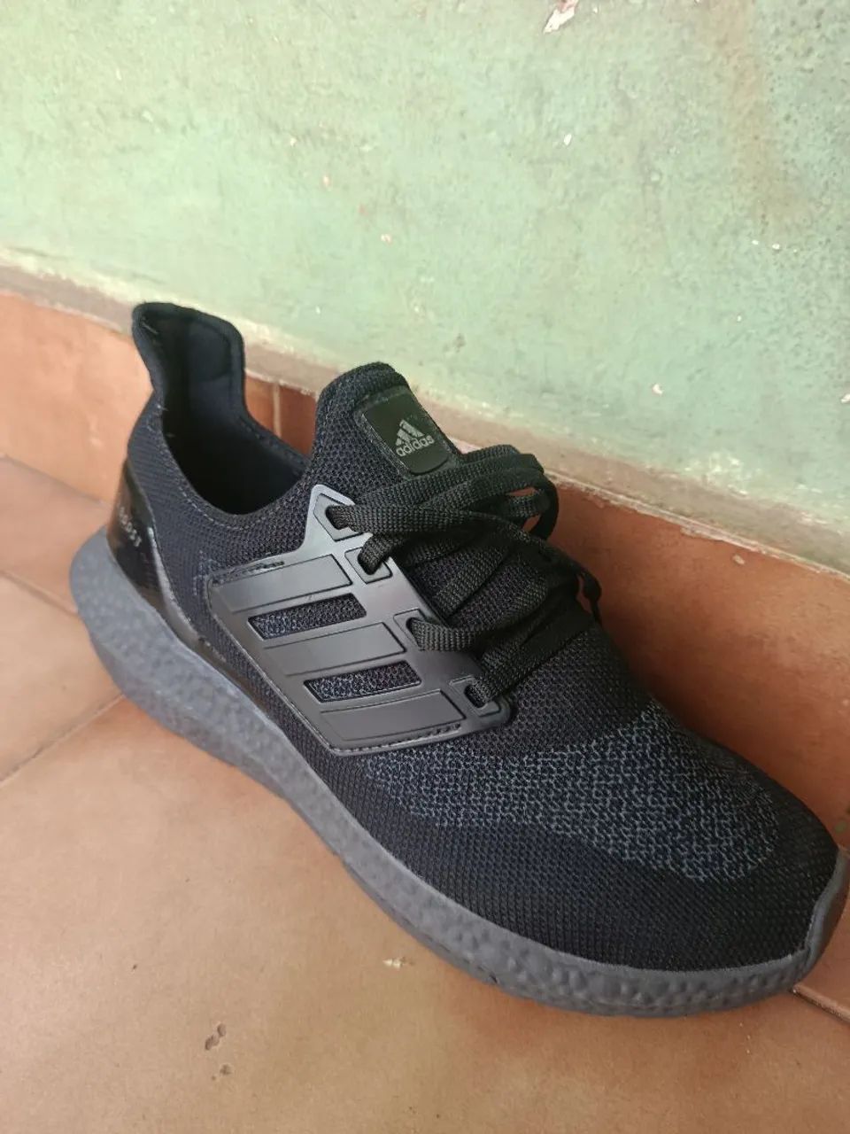 Tênis Adidas ultraboost  - Foto 2