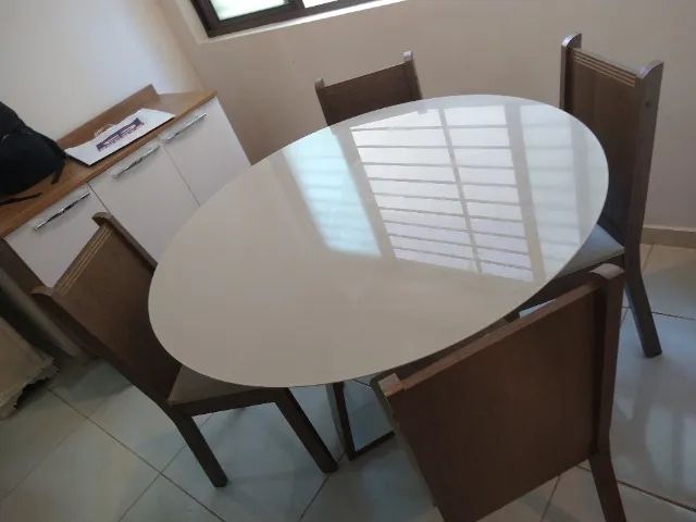 Conjunto com 4 cadeiras MDF para mesa de jantar