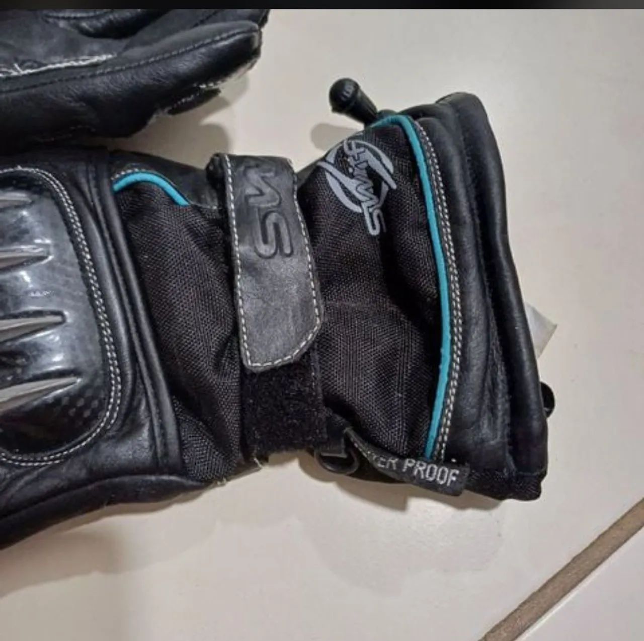 Luvas Swift de Moto - Importadas da Inglaterra - Tamanho P - Foto 4