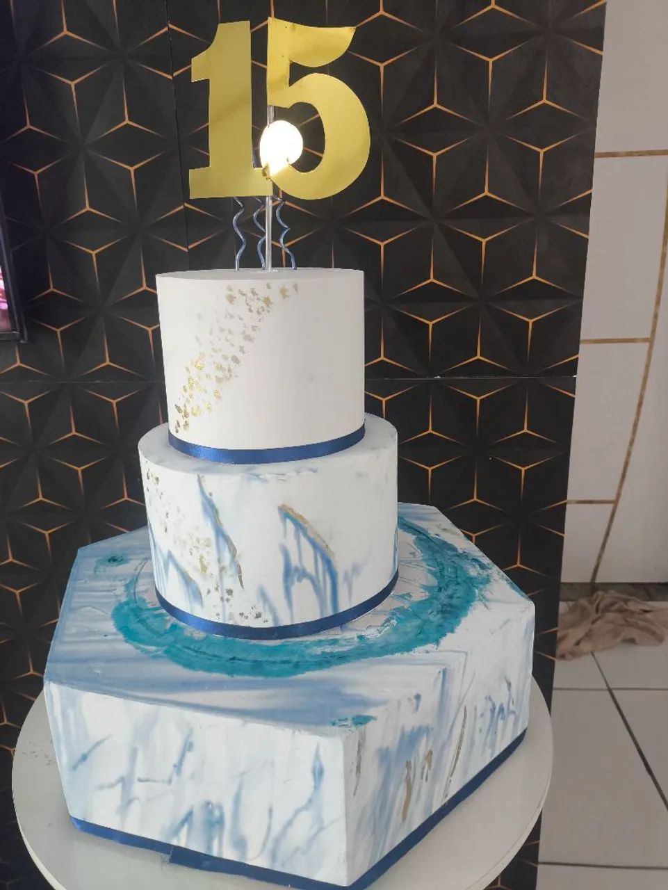 Bolo fake, 15 anos