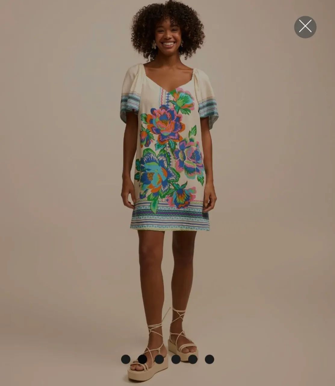 Vestido curto