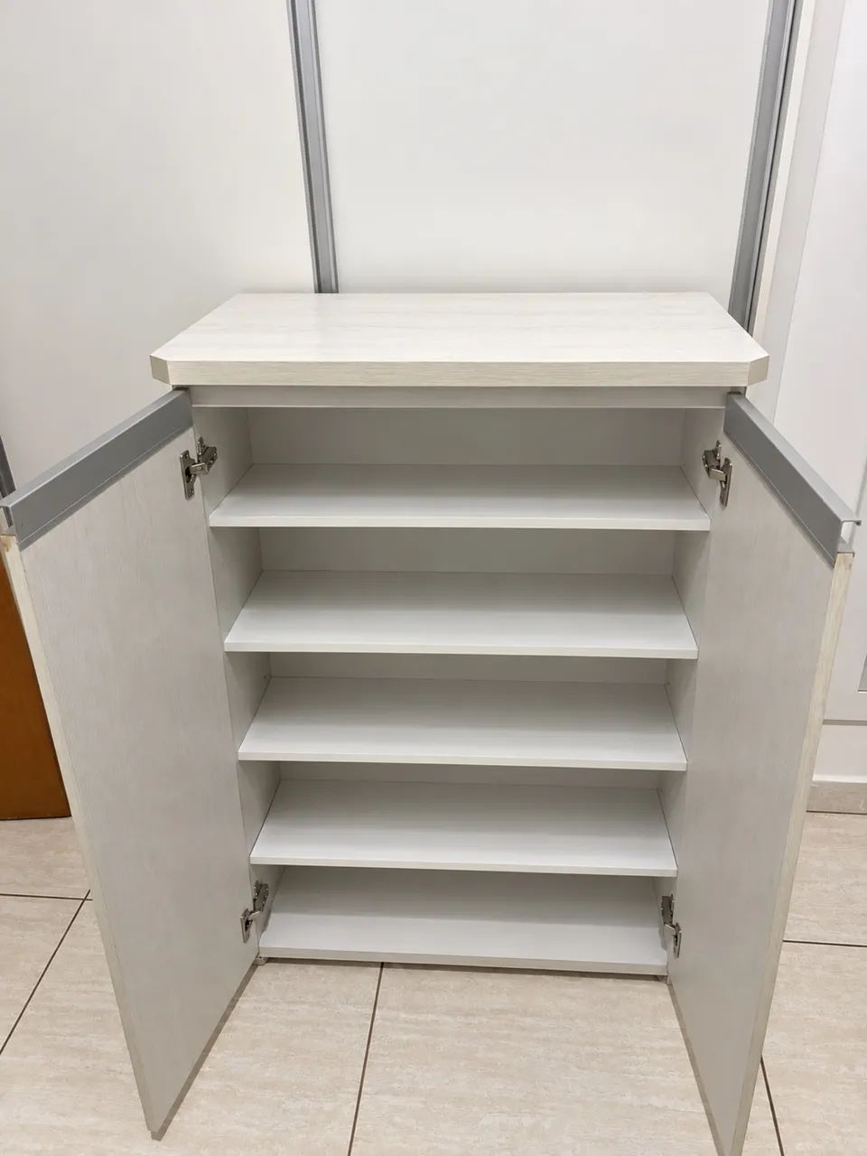  Móvel Multifuncional (Sapateira)