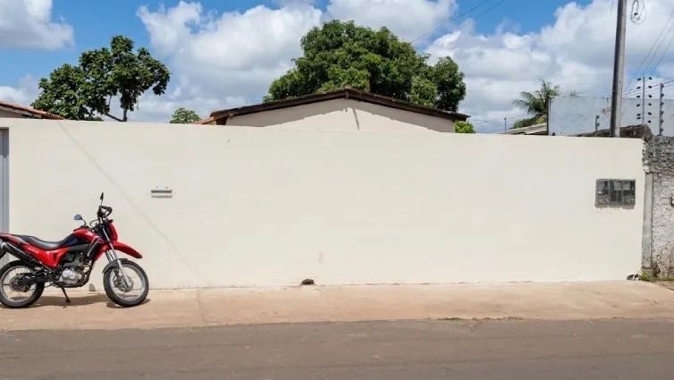 Vende-se terreno com dois app