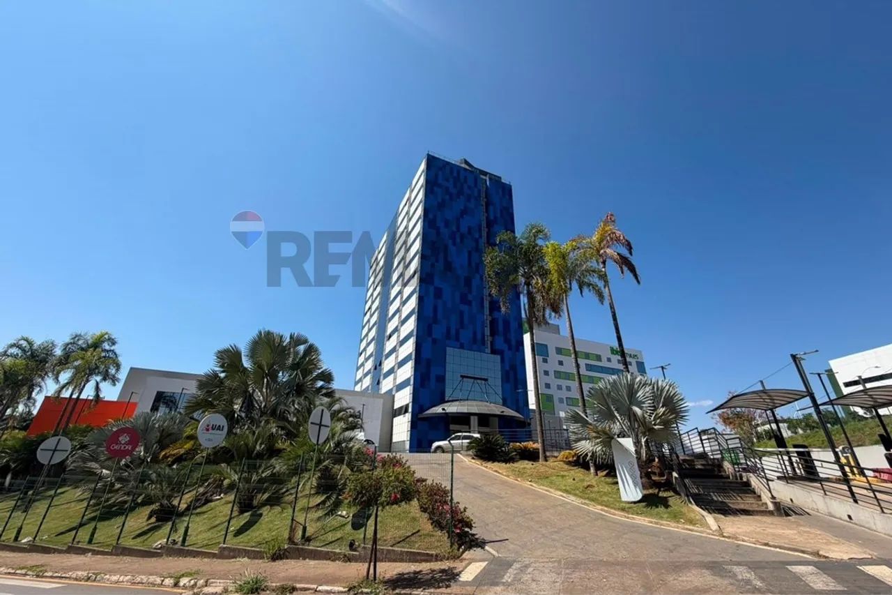 Sala Comercial com 450m² na Vila Silvéria, Araxá - Foto 2