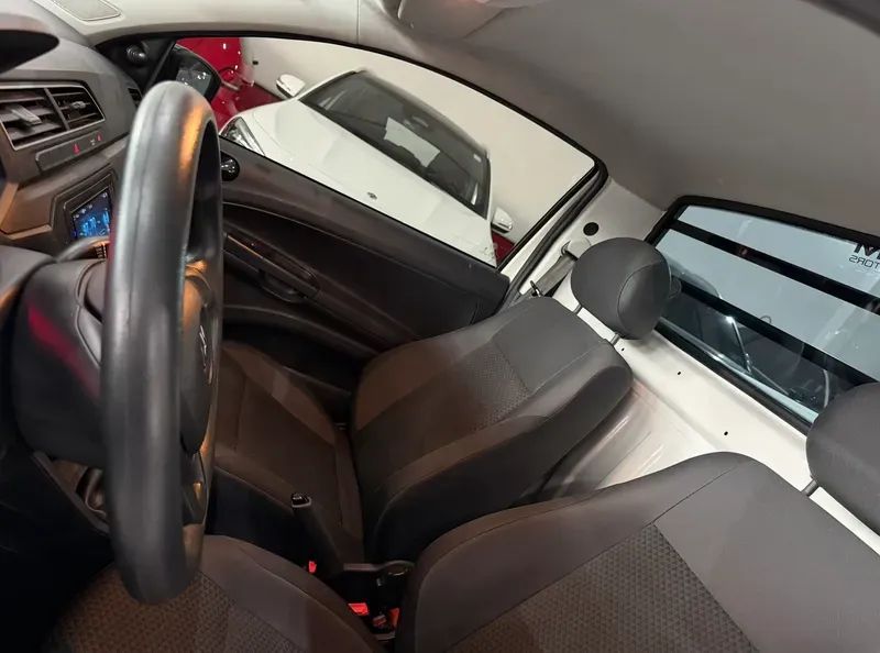 Volkswagen Saveiro Robust 1.6 Total Flex 8V, foto 11 de 18