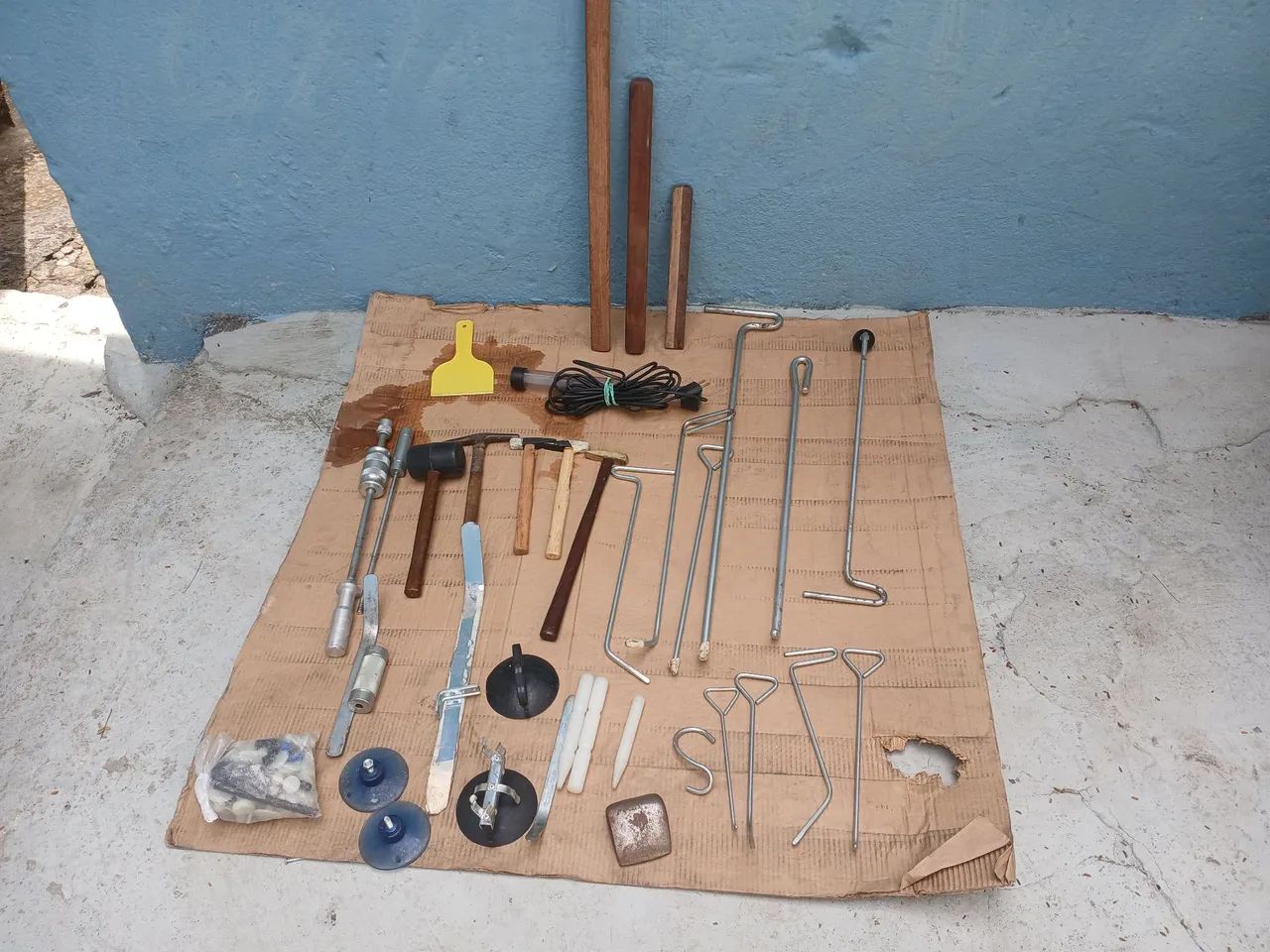 Kit de martelinho de ouro em ótimo estado valor 1300 reais 