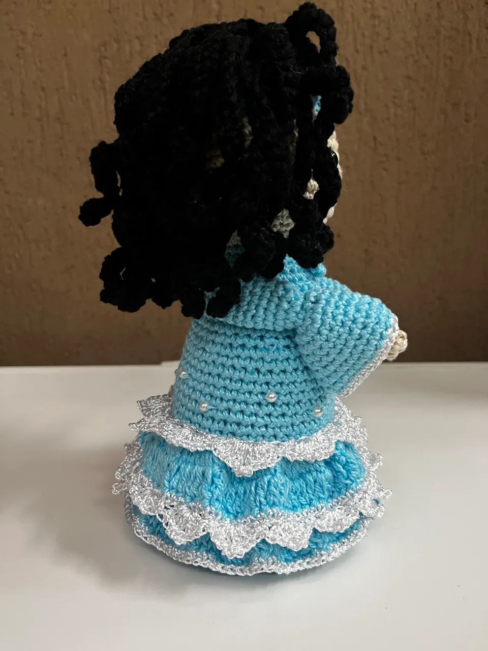 PRONTA ENTREGA Boneca Iemanjá em Crochê Amigurumi Pelúcia Orixás Feito a Mão - Foto 2
