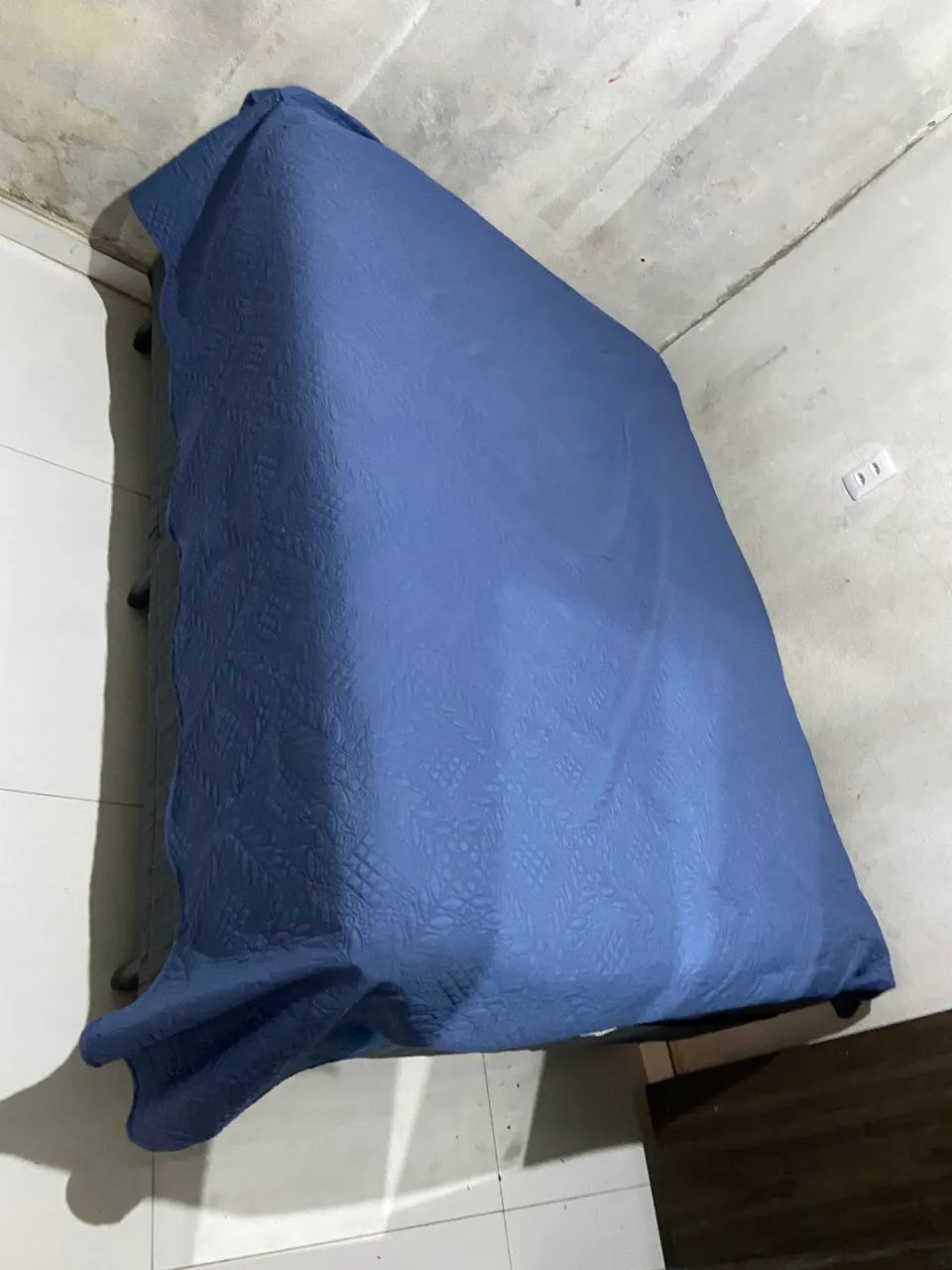 Vendo cama de casal nova - Foto 3