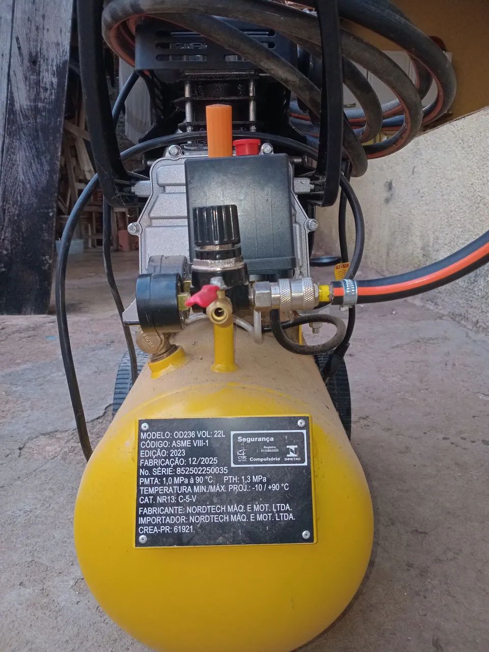Compressor de ar 22 litros - Foto 2