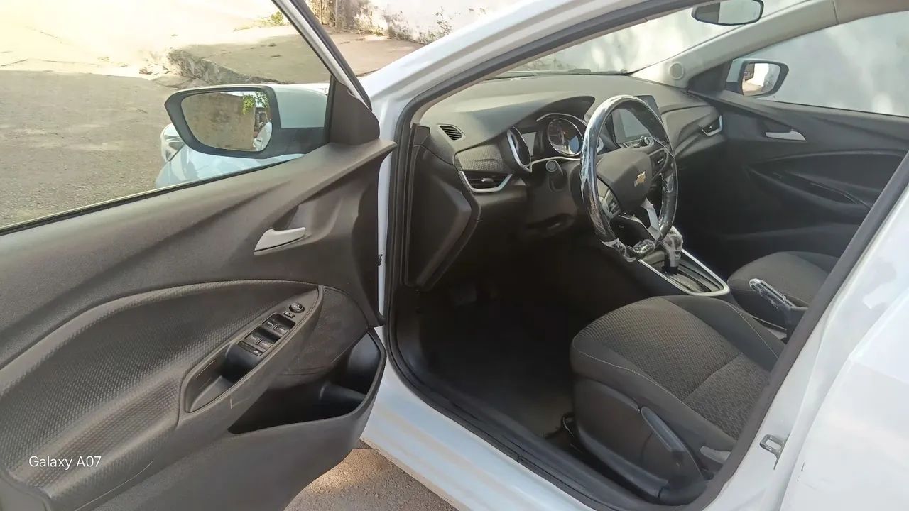 Chevrolet Onix Plus LTZ 1.0 12V TB Flex Aut. 4P 2020 - Foto 5