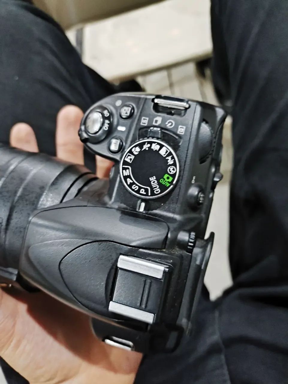 Vende Nikon d3100432957742845808641