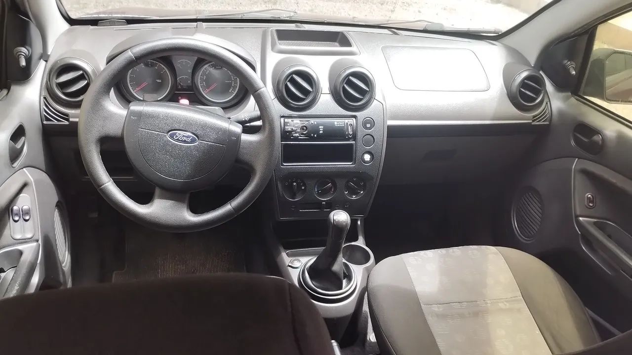 Ford Fiesta 1.0 8V Flex/class 1.0 8V Flex 5P 2011 - Foto 3