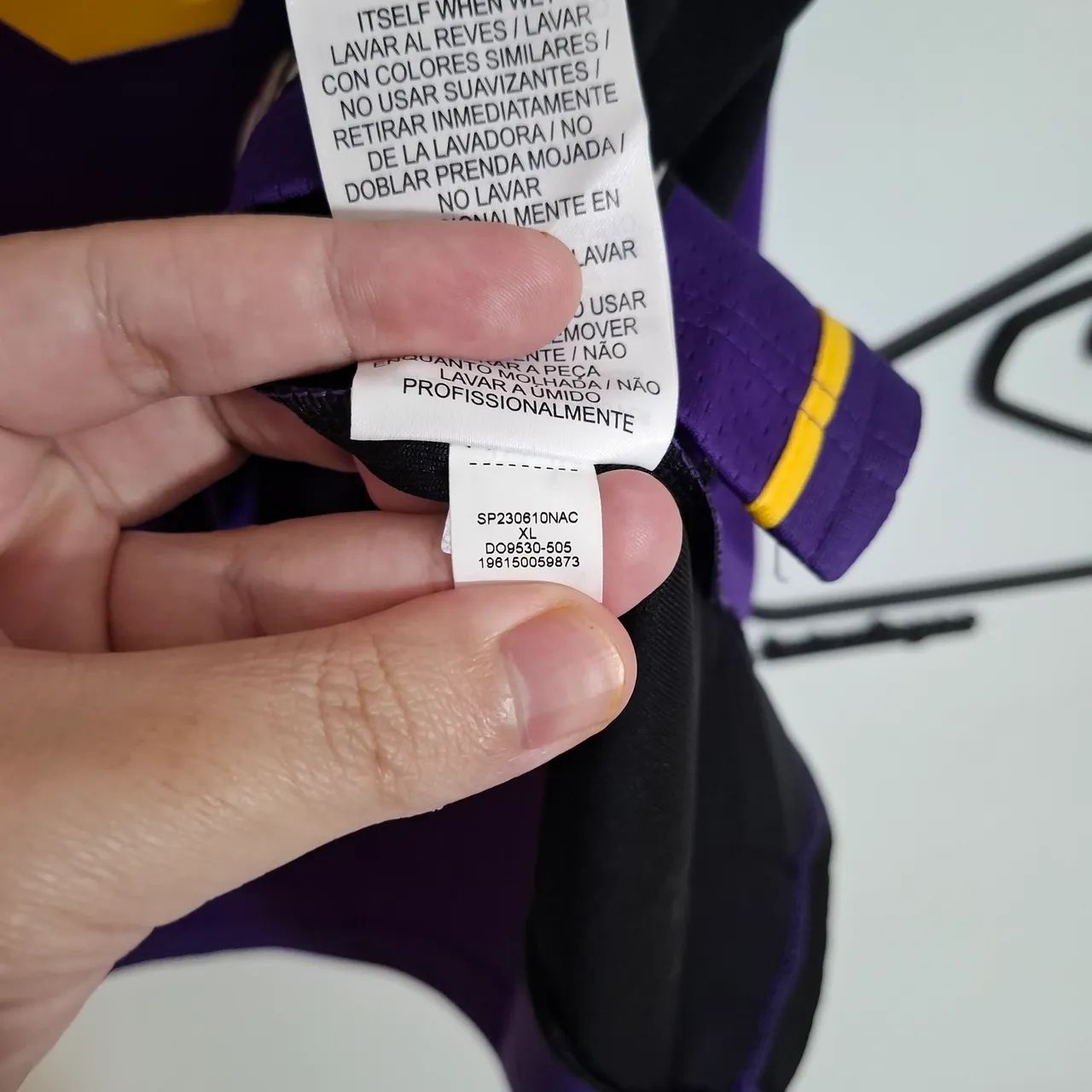 Regata Nba Los Angeles Lakers Statement Edition 2ª Versão  - Foto 4