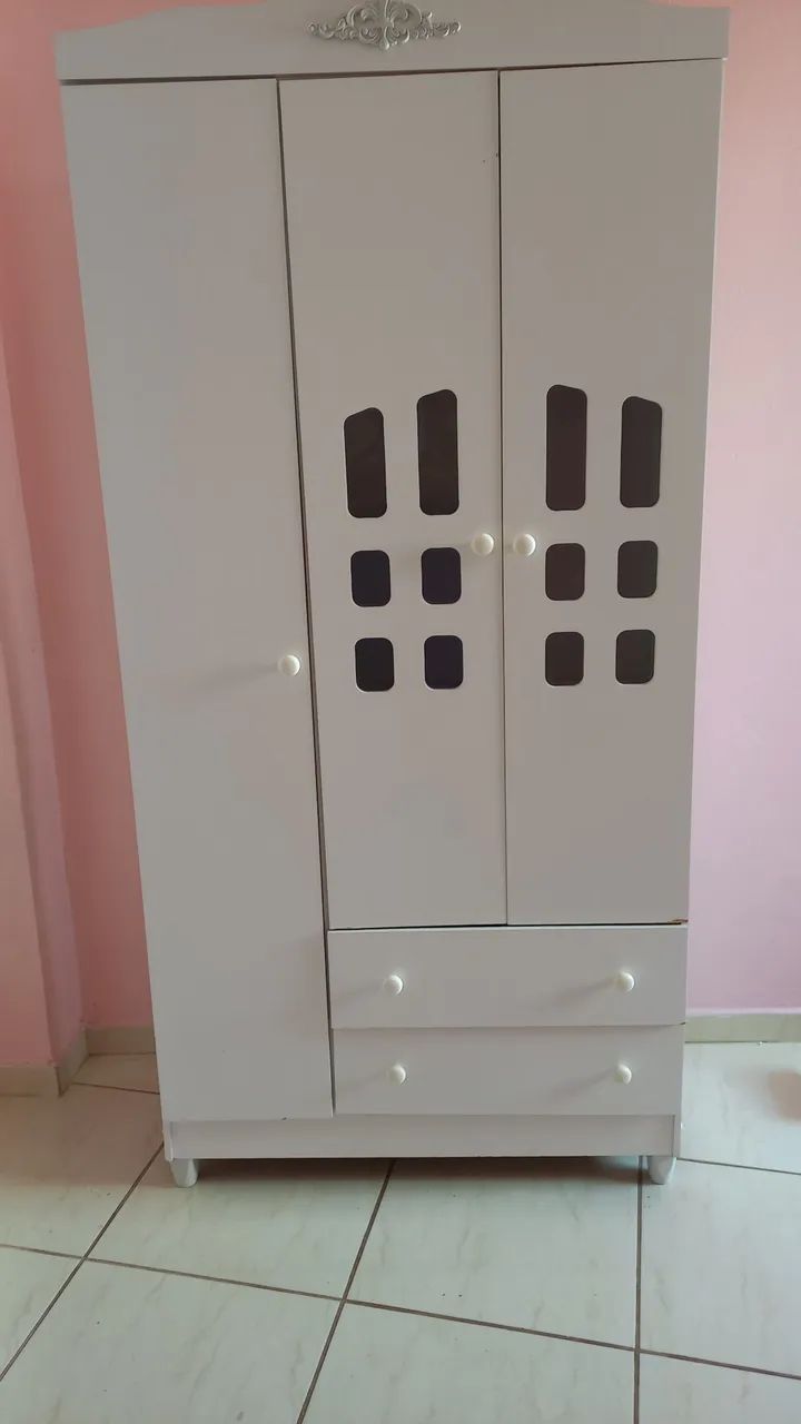 Guarda roupa infantil 