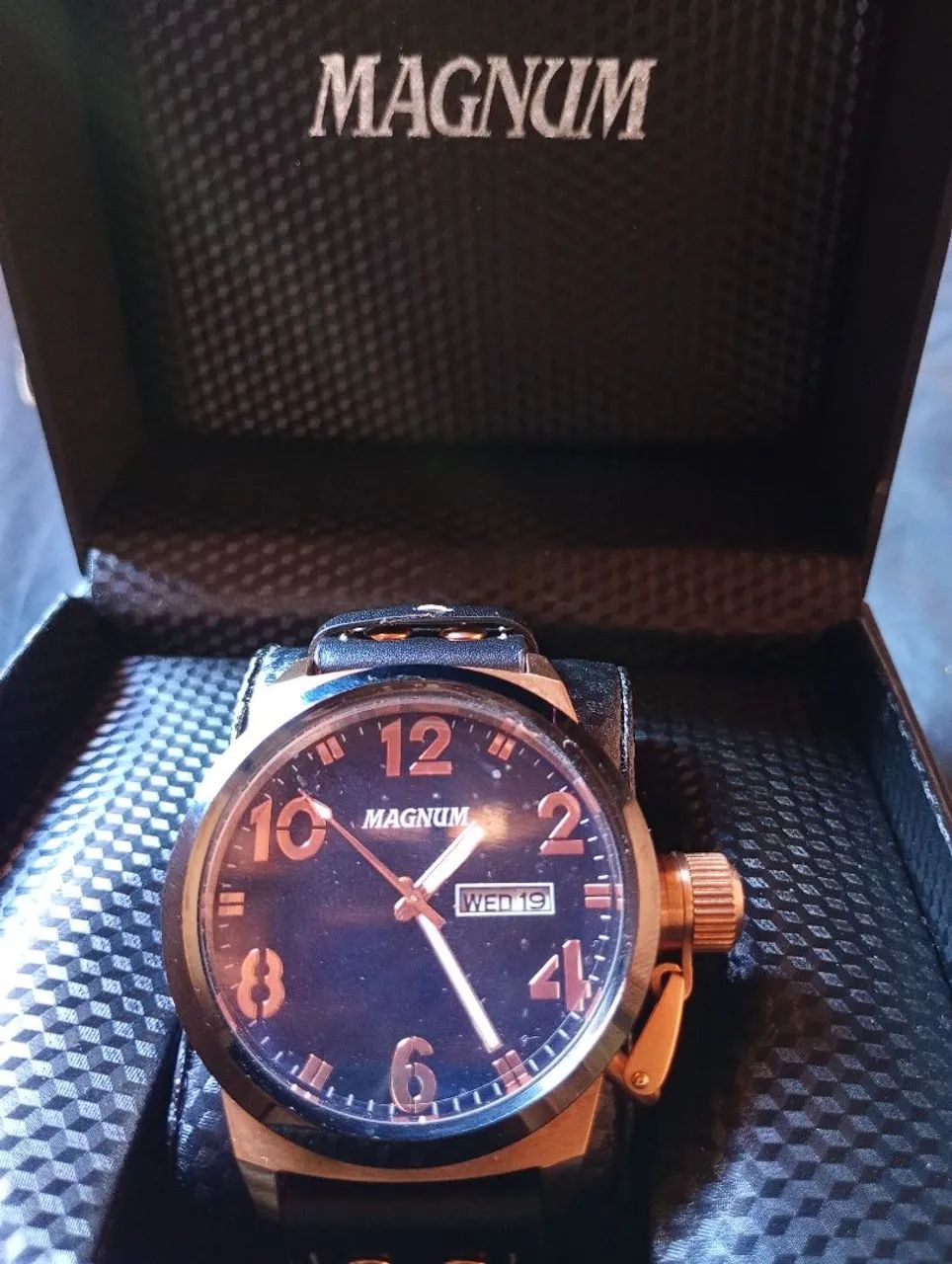 Relógio_MAGNUM_PULSEIRA DE COURO_Novo