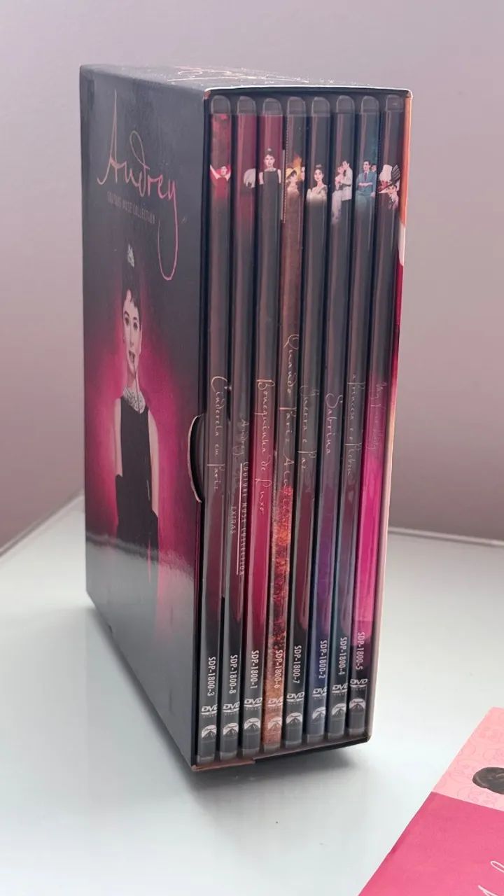 KIT COLECIONADOR AUDREY HEPBURN (FILMES+LIVRO) - Foto 3