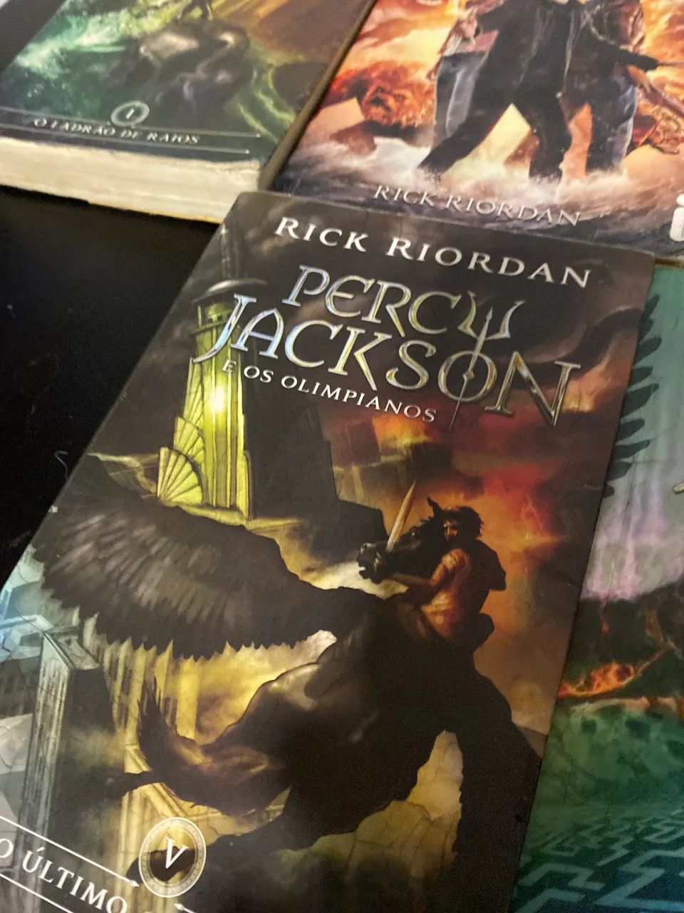 Coleção de livros Percy Jackson em excelente estado - Foto 4