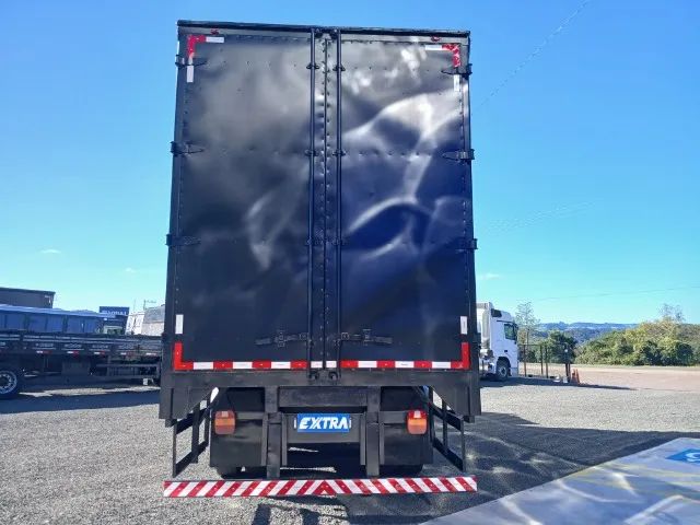 M.B ATEGO 2430 AUTOMÁTICO 6X2 2019 - Foto 3