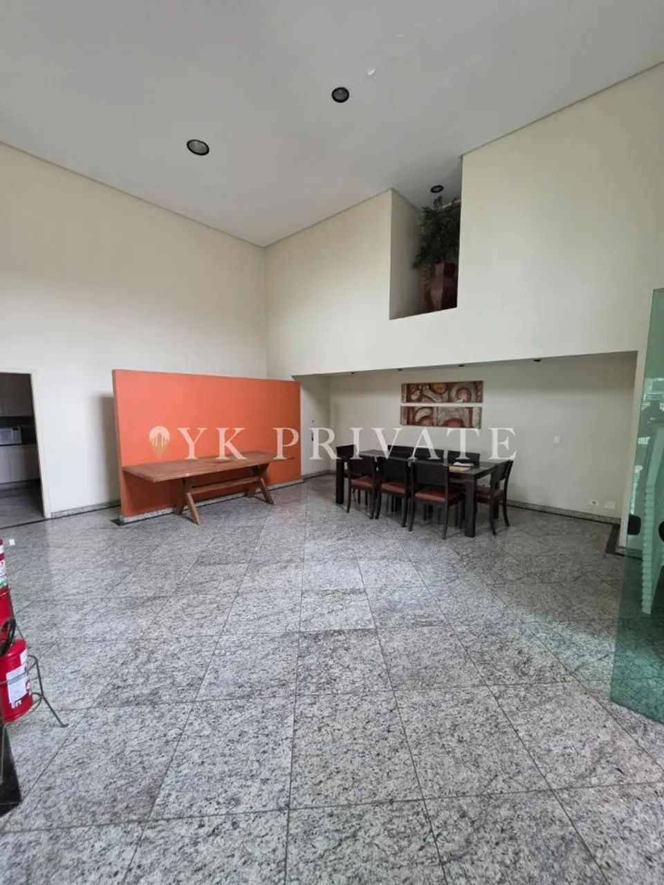 Condomínio Edifício Azaleia 2 Quartos / 4 banheiros / banheira / 204 m² - Foto 4