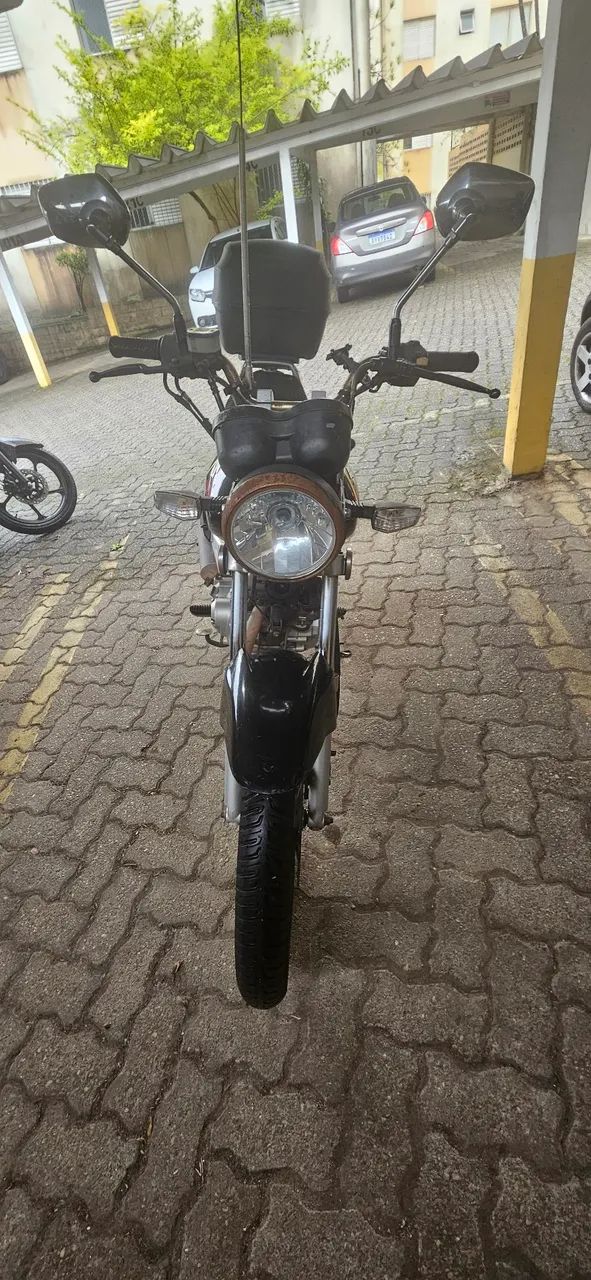 GSR150i Suzuki - 2012 - Foto 2