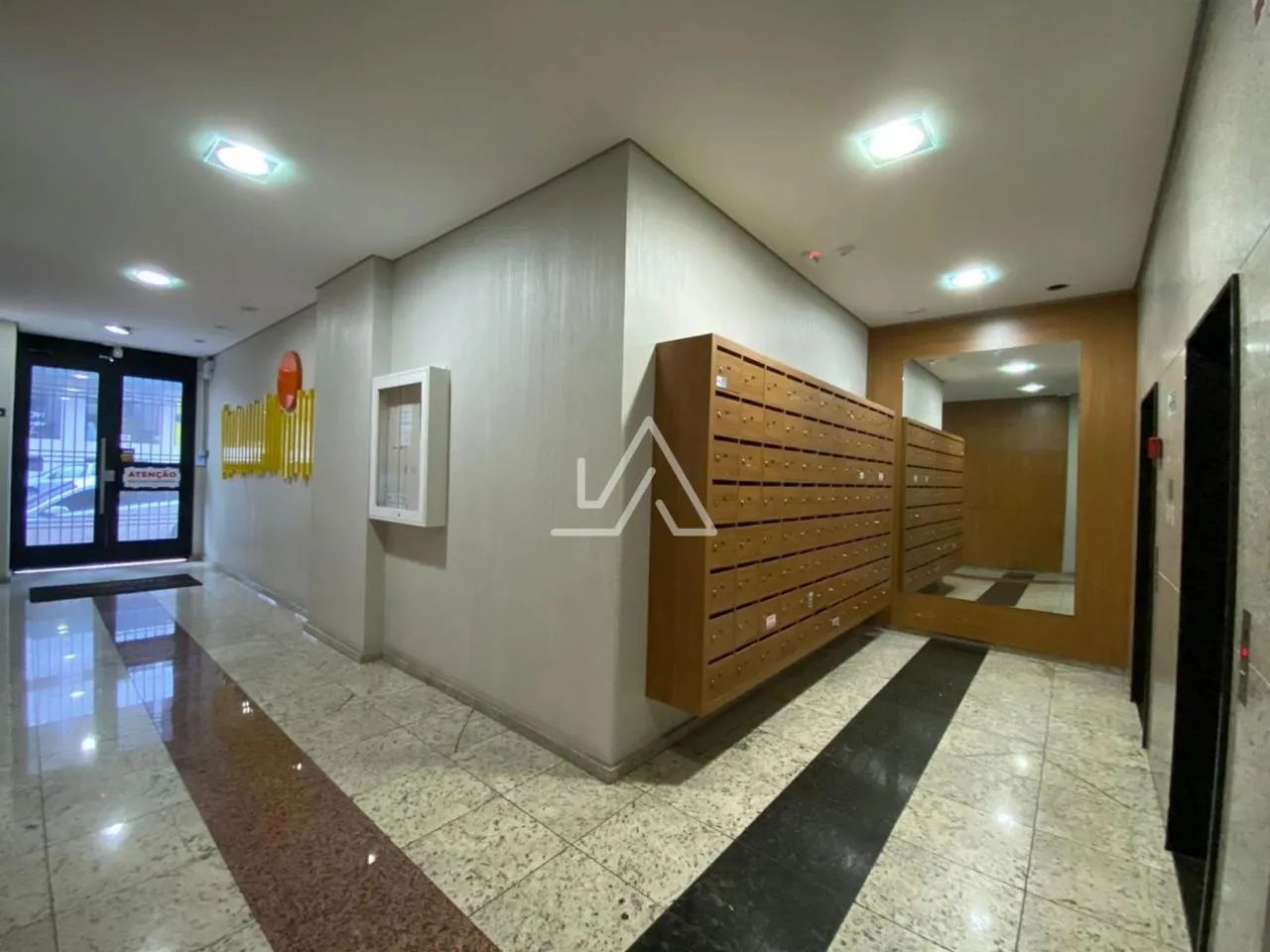 APARTAMENTO 1 DORM. CENTRO - COM VAGA - Foto 3