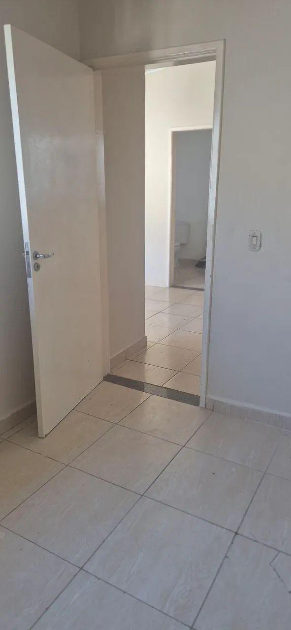 Aluga-se casa 3 comodos vila brasilina  - Foto 4