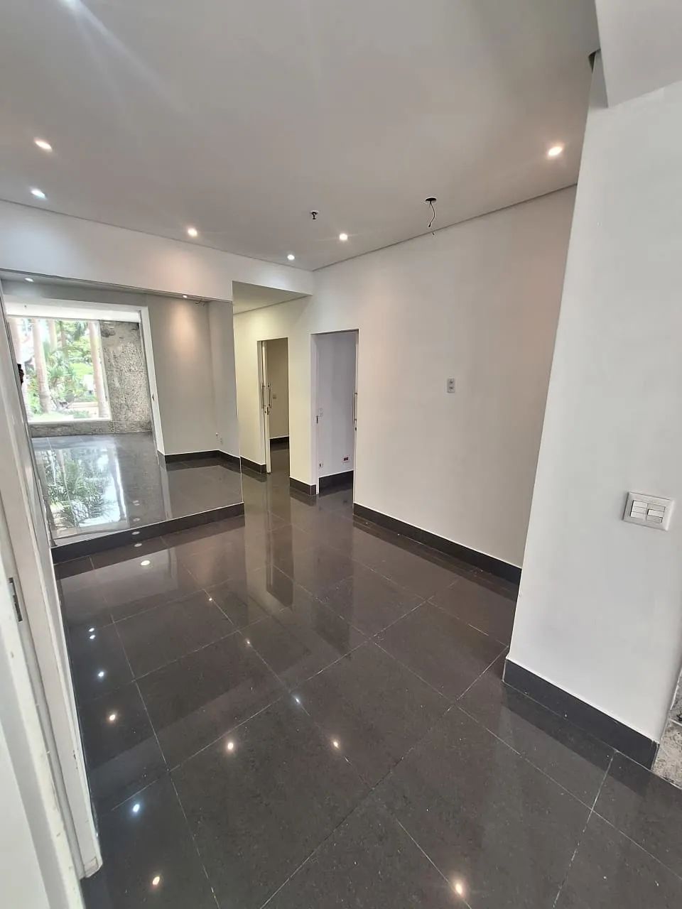 Loja na Alameda Rio Negro, 1030 - Loja 08  134 m² - Foto 3