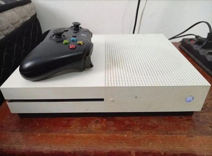 Vende-se Xbox one s  - Foto 4
