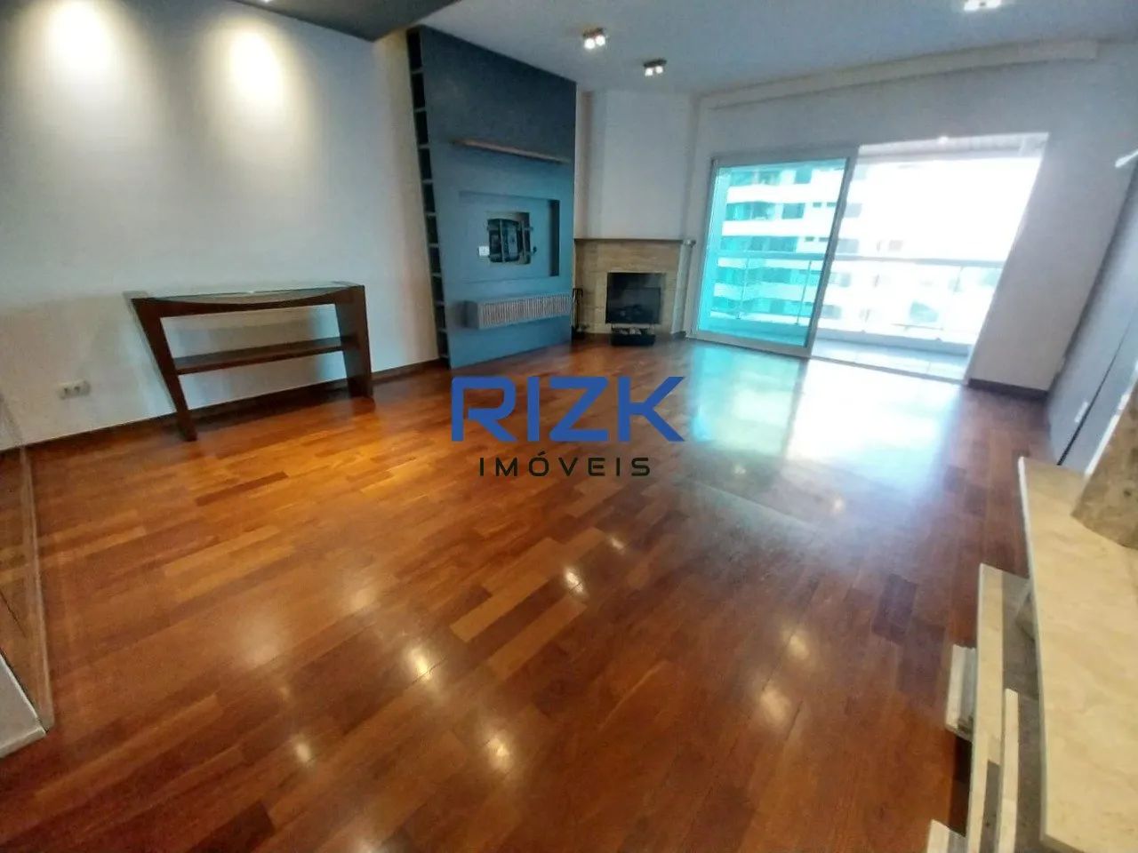 Apartamento para alugar na Aclimação
