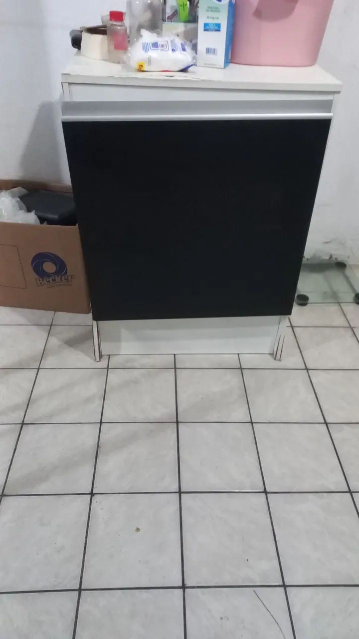 Armário de cozinha pra vender logo. 660,00 por 500,00 aceito cartão e parcelo.  - Foto 2
