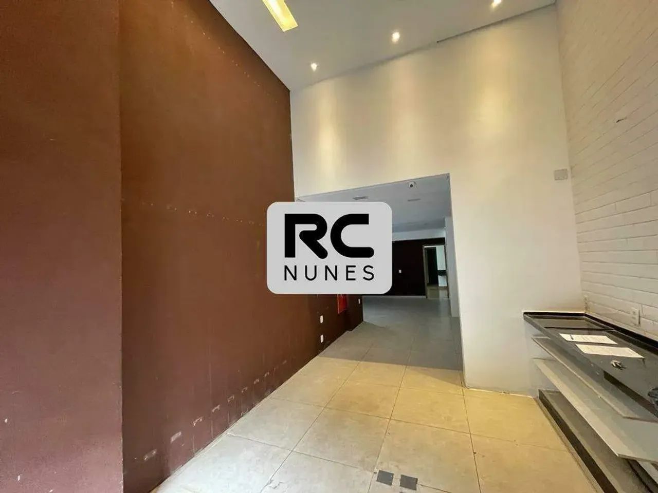 Loja com 110m² para alugar no bairro Floresta. - Foto 4