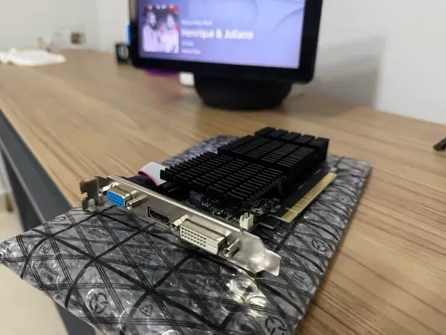 Placa de vídeo Galax GeForce 710 1gb - Foto 2