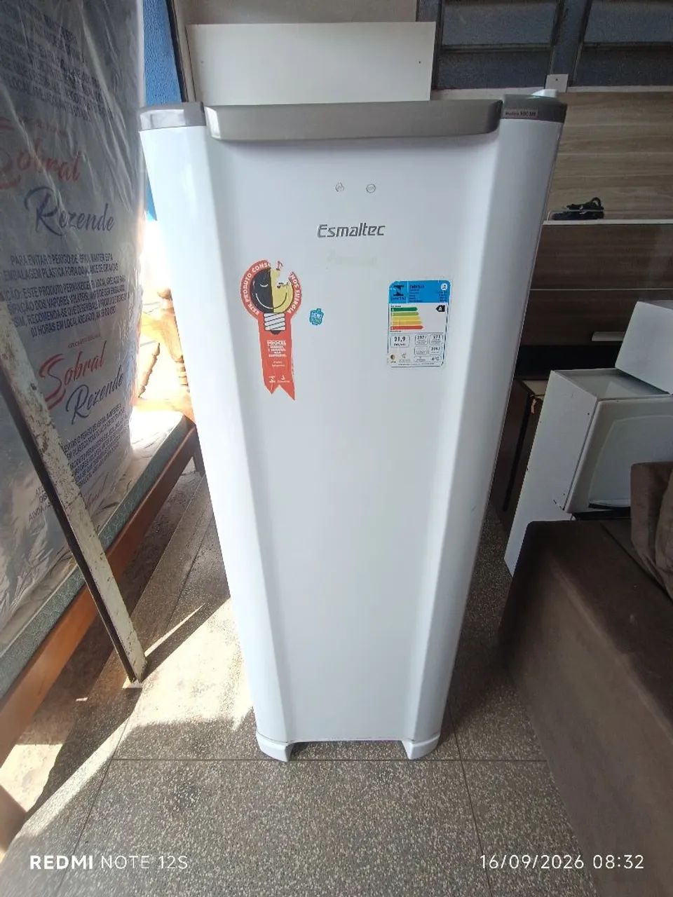 Geladeira Esmaltec 