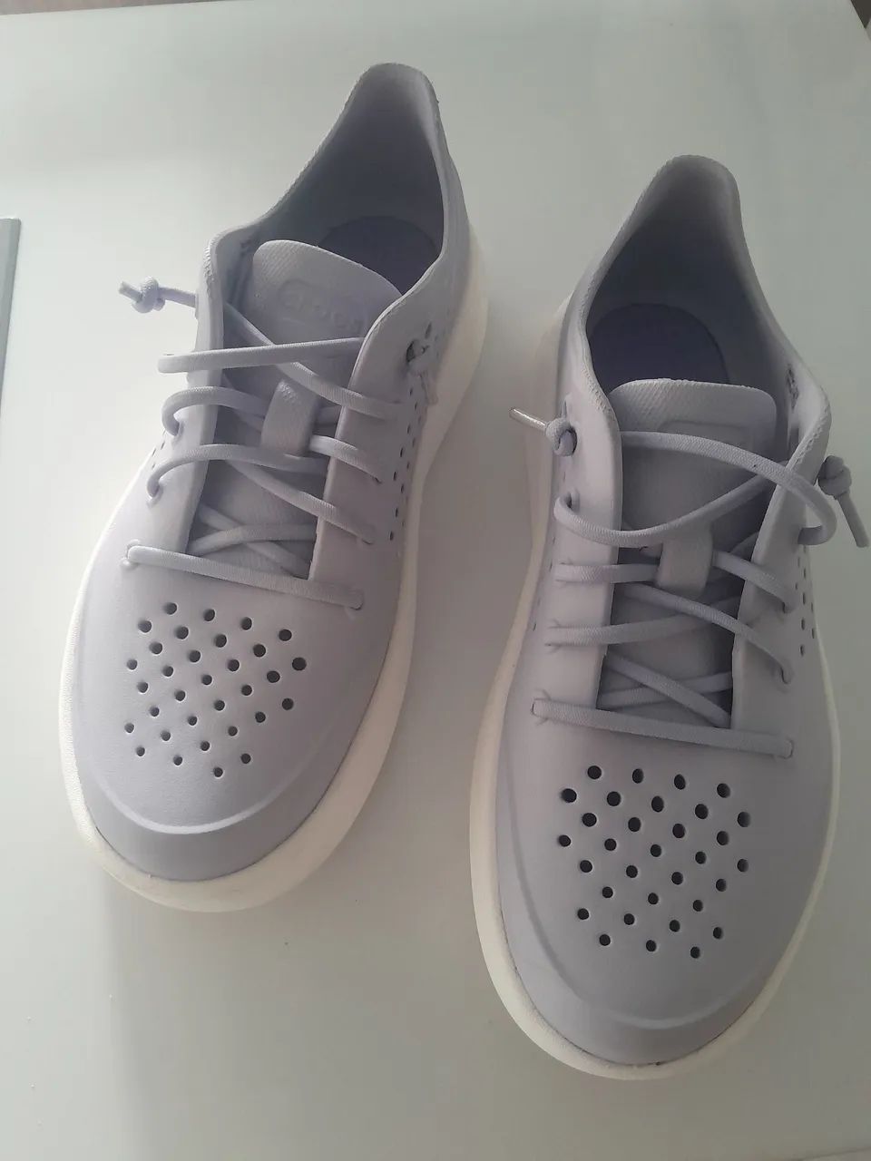 tênis crocs 