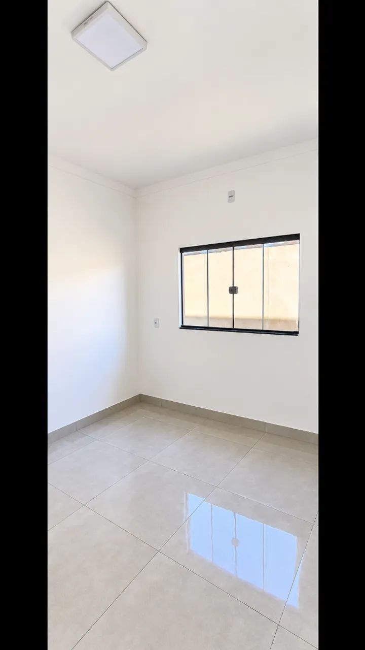 Casa em Nerópolis | 2 Quartos, Suíte e Pé-Direito Duplo  - Foto 2