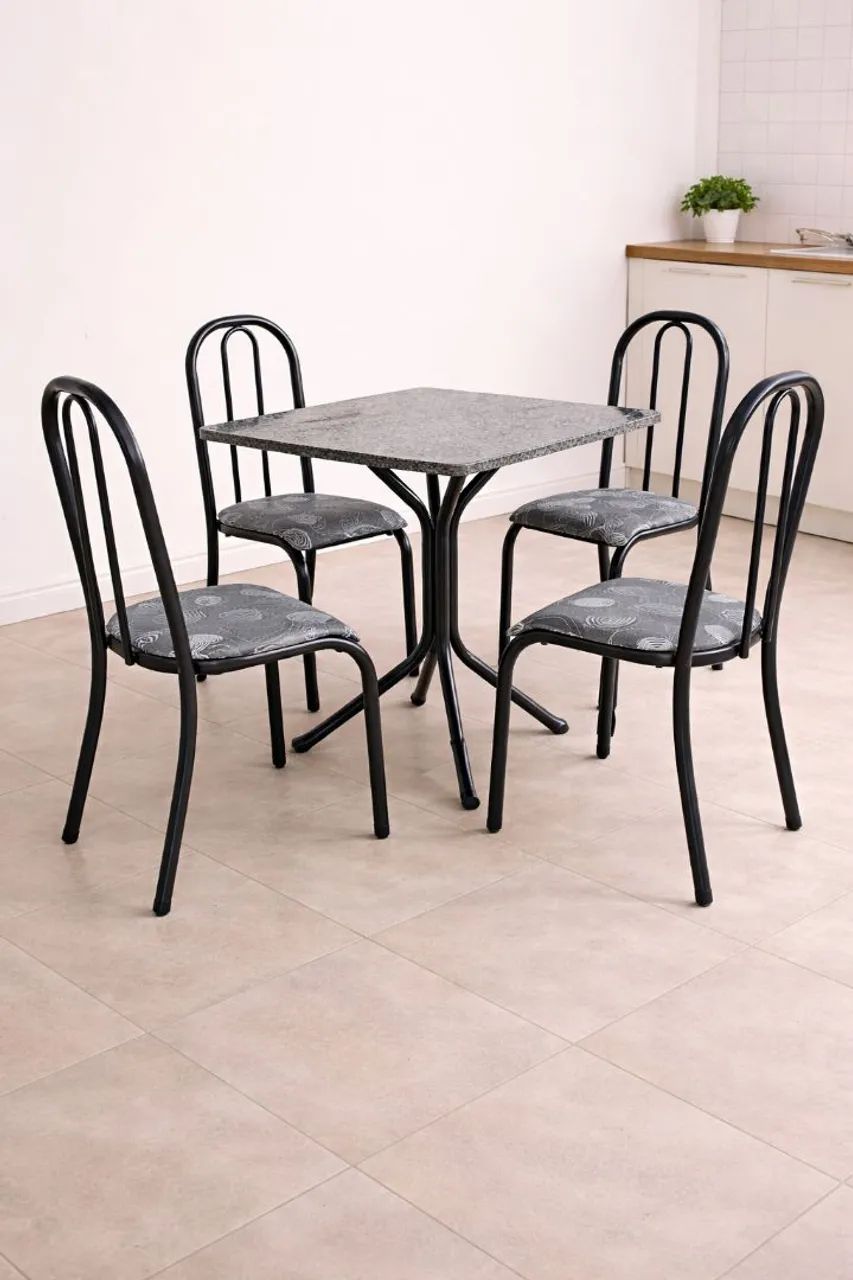 Conjunto de Mesa com 4 Cadeira-  Compacto e Elegante! - Foto 2