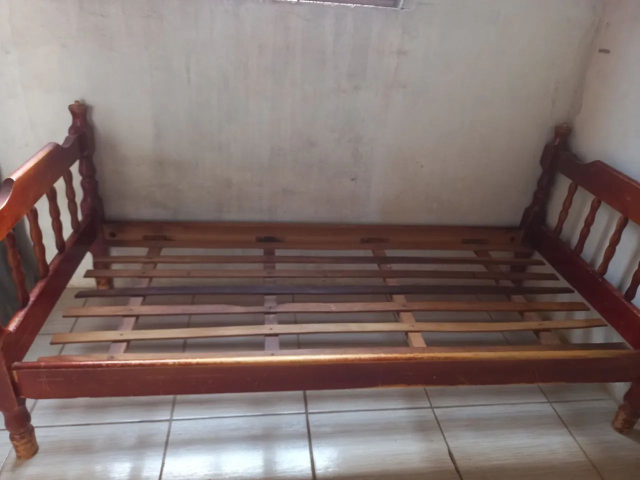 Cama de solteiro com colchão 