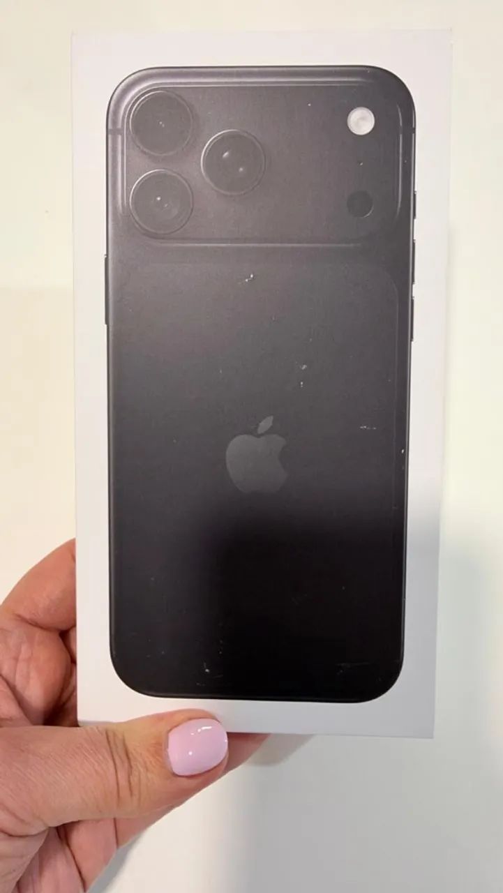 iPhone 18 PRO MAX 256 - preto - Foto 3