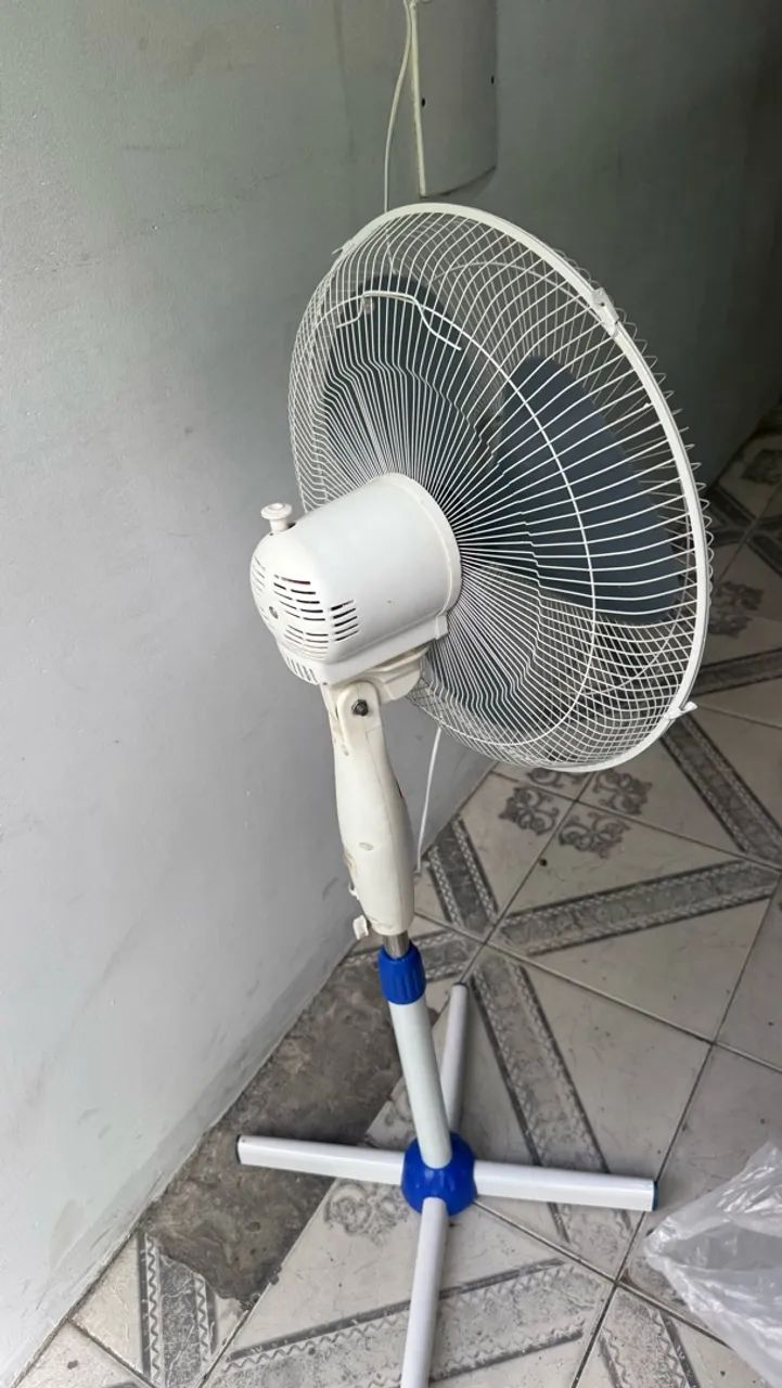 Ventilador de pé Futuro - Foto 3