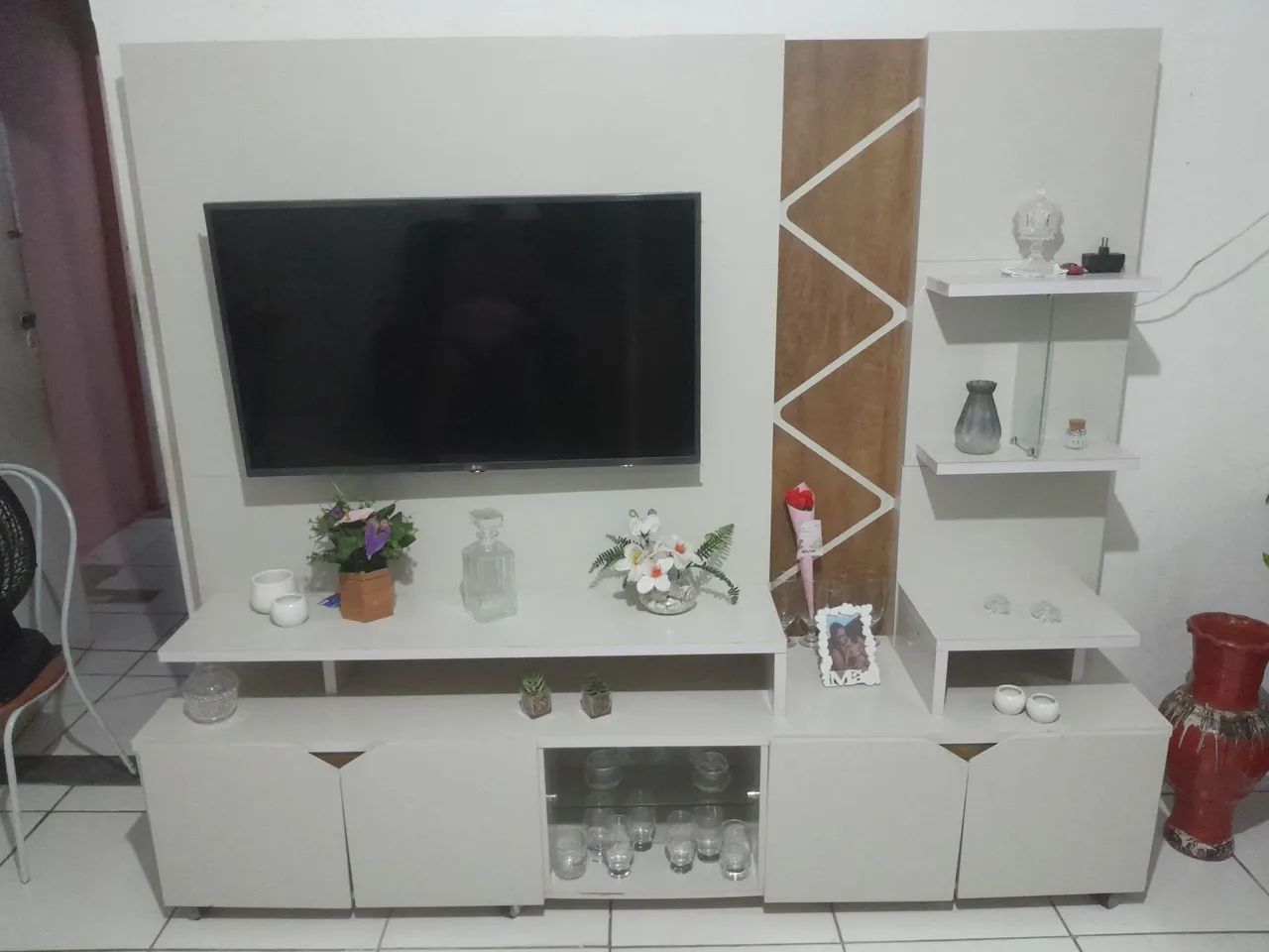 Rack with Panel469186762444656641