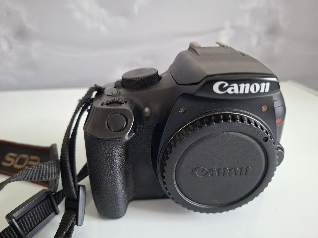 Vendo câmera t6 com defeito 