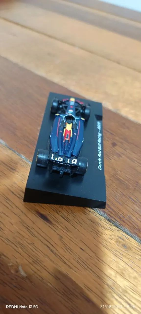 RBR Fórmula 1 Hot Wheels  - Foto 3