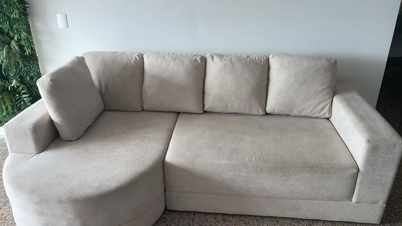 Sofa novo e moderno em excelente estado de conservação  - Foto 2