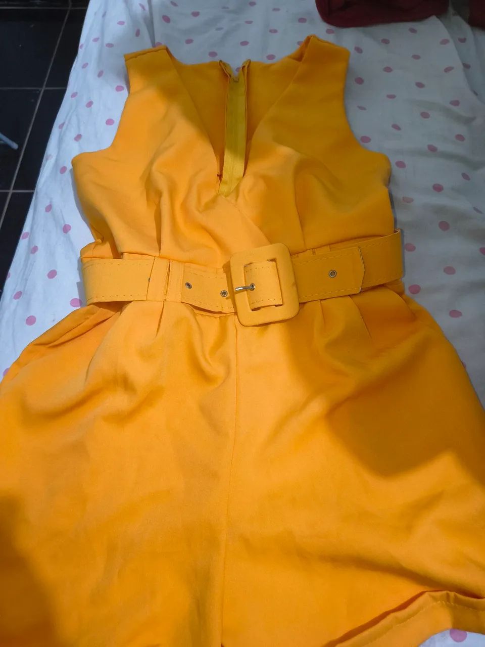 Macaquinho amarelo 70 reais 