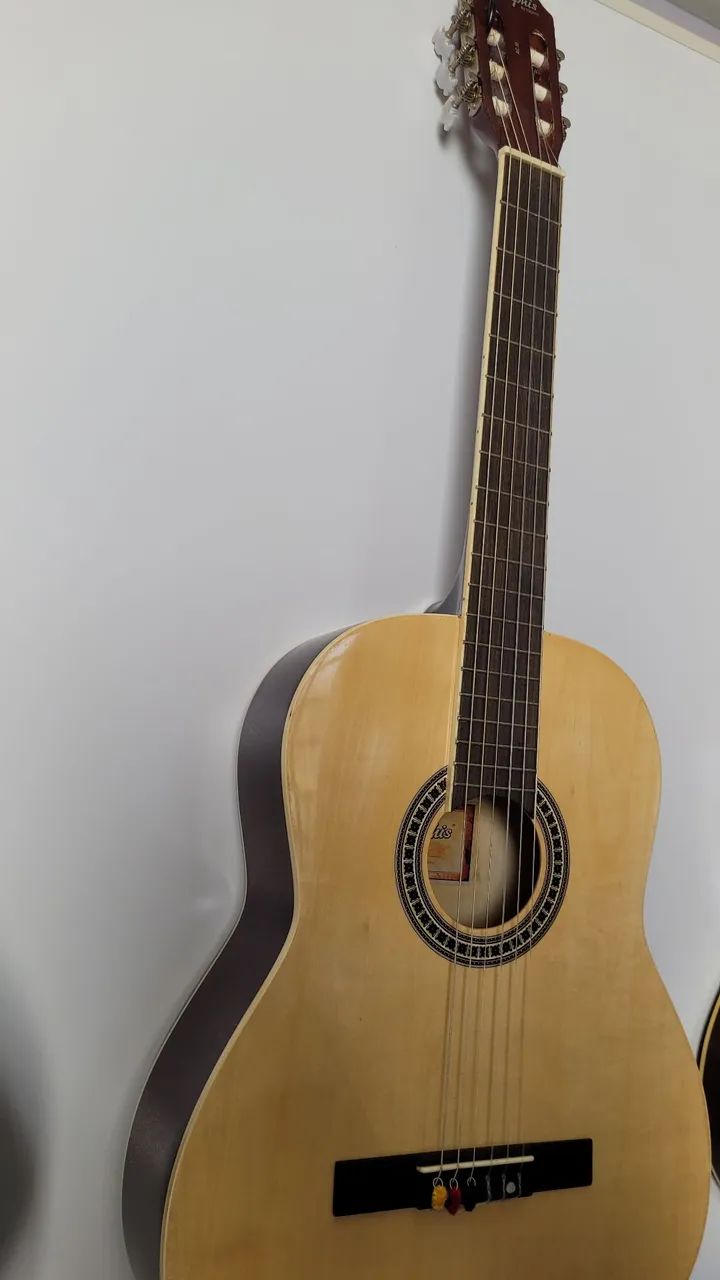 Violão da marca Memphis acústico com cordas em Nylon. - Foto 4
